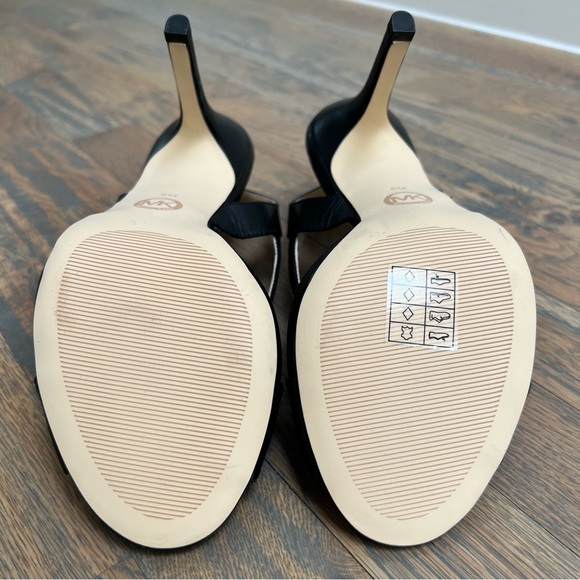 NWOT MICHAEL Michael Kors Black Heels - Picture 13 of 14